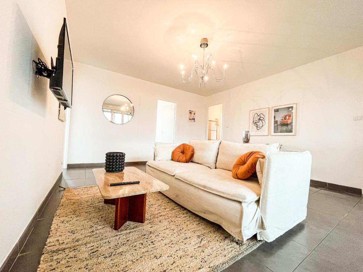 Suite Fanette Vénissieux Extérieur photo