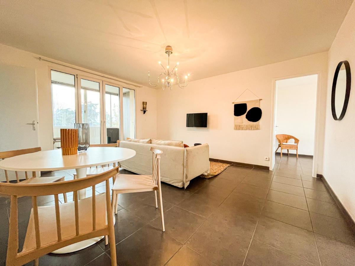 Suite Fanette Vénissieux Extérieur photo
